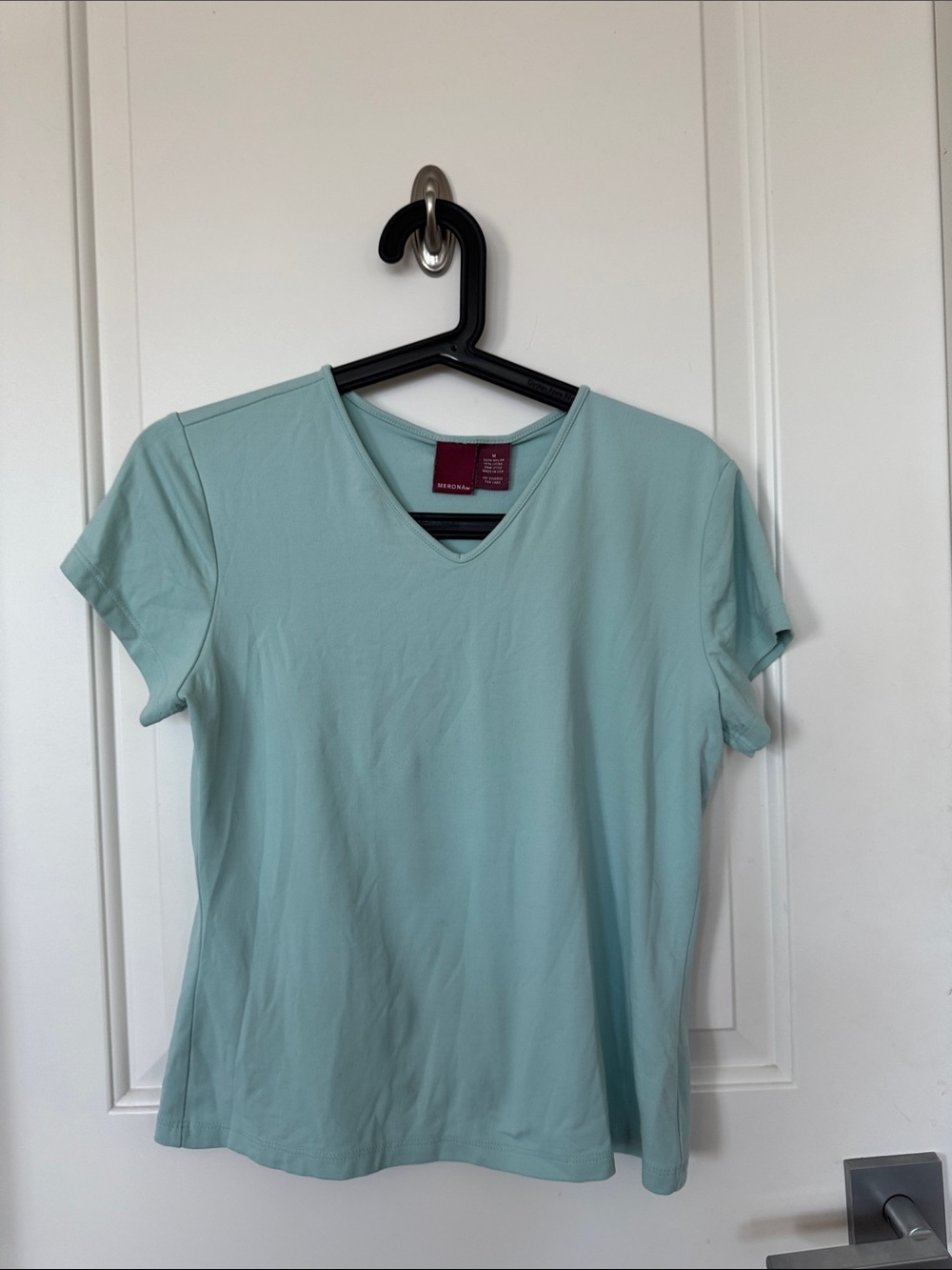 Eddie Bauer Women's Aqua V-Neck Short Sleeve Tee